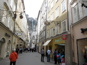 Отель City-Center Apartments, Зальцбург